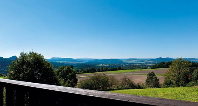 Panorama-Apartments Weinberghaus Mittelndorf Exterior foto